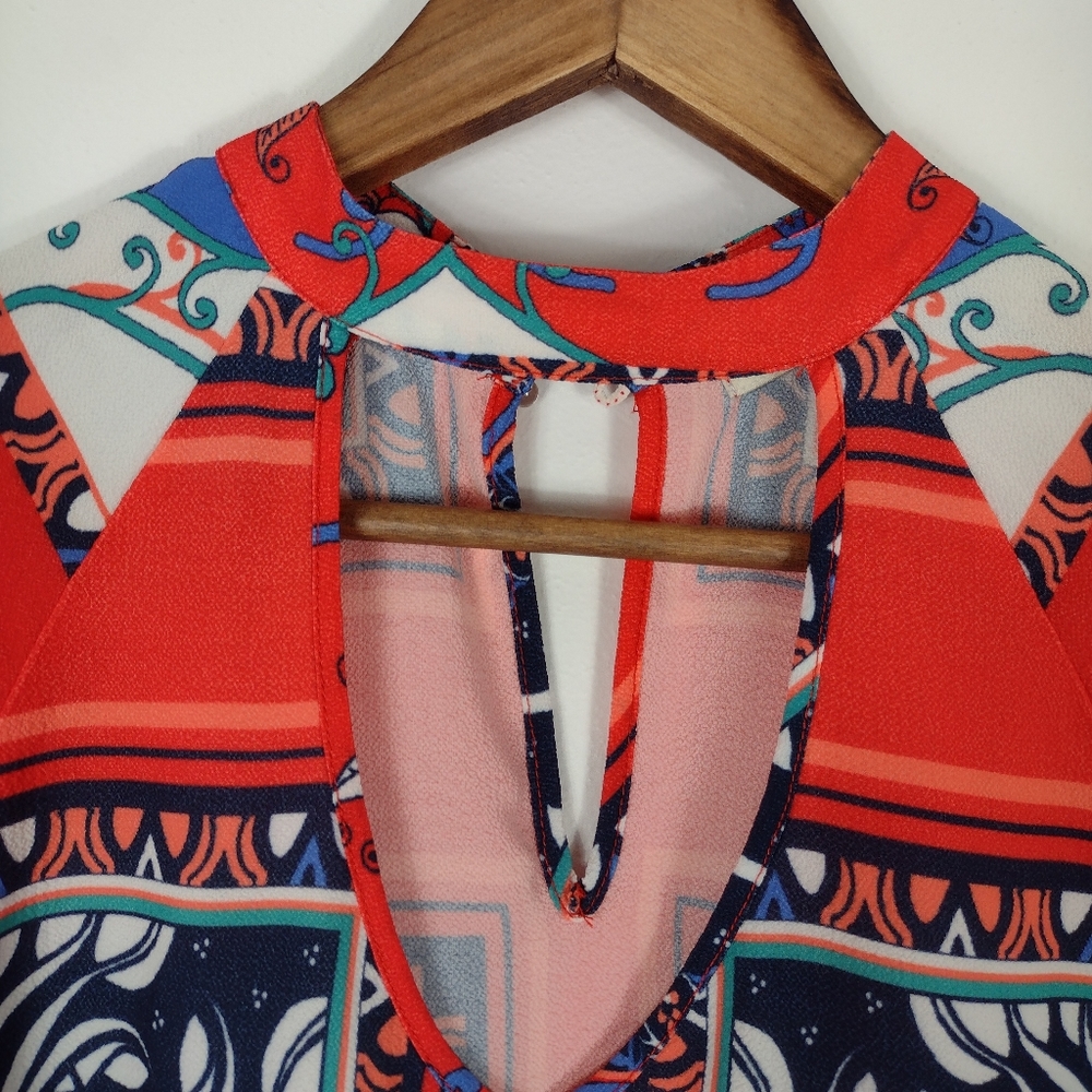 Halo Cold shoulder Choker Boho Top Lg